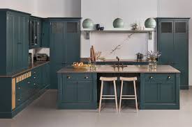 Grey gloss kitchen units with oak worktops ikea furniture. Dark Kitchens Black Navy And Dark Grey Kitchen Ideas Loveproperty Com