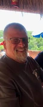 Robert Fairhurst's Instagram, Twitter & Facebook