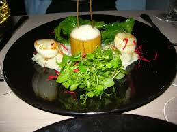 Qui Plume La Lune Pretentious And Over Priced Franco Asian Cooking C Alexander Lobrano