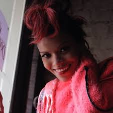 ShehzarinBatha (@SHEHZARIN_B)