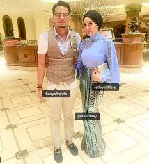 Nelydia senrose mantap jogging baju ketat. Foto Uqasha Senrose Berbaju Ketat Peluk Syafiq Kyle Dikritik