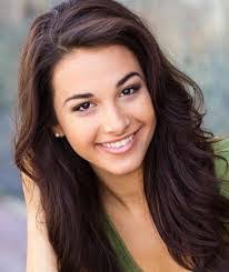 Lauren Vera's Instagram, Twitter & Facebook