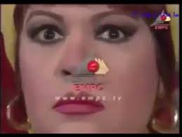 كشفت الكاتبة سماح الحريري، مؤلفة مسلسل «الحقيقة والسراب» المُذاع عام 2003، عن التفكير في تصوير جزء ثانٍ من العمل، موضحةً أنها تناقشت مع المخرج مجدي أبوعميرة في الأمر، مع انتظار عودة الفنانتين فيفي عبده وسمية الخشاب من الخارج، منوهةً إلى عدم التواصل مع. 17 Ø¹Ø§Ù… Ù…Ù† Ø§Ù„Ø¯Ø¹Ù… Ù„ÙÙˆÙØ§ Ù‚ÙˆÙ…ÙŠ ÙŠØ§Ø¨Øª Ø´ÙˆÙÙŠ Ø´ØºÙ„Ùƒ