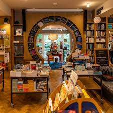 Boekhandel Van Rossum Overgenomen Door Athenaeum Amsterdam Ad Nl