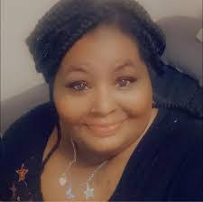 Amanda Ipock's Instagram, Twitter & Facebook