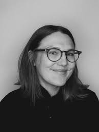 Ashley Ohman's Instagram, Twitter & Facebook