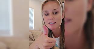 Expat says she'd have to be dragged back to Canada 'kicking and screaming'