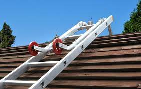 Inspirer 40 de echafaudage escalier tournant concept. Crochet Pour Echelle De Toit Gris 150 Kg Leroy Merlin