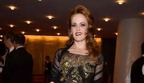 Although the weapon has a scope function, the rifle itself has no scope, just iron sights (fan patches later corrected this graphical oversight). Rebekah Mercer Net Worth 2021 Age Height Weight Husband Kids Bio Wiki Wealthy Persons