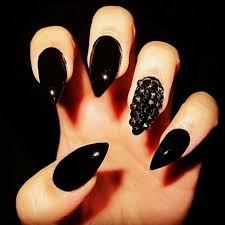 The chic look of these glossy polka black nail art designs and. 25 Elegant Black Nail Art Designs For Creative Juice