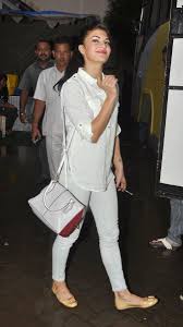 Top 10 Bollywood Actress In Casual Dresses Sheideas Jacqueline Fernandez Bollywood Girls Top 10 Bollywood Actress