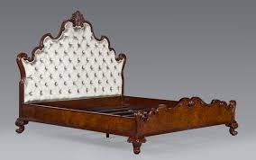 25 englische schlafzimmer interieur ideen vorschläge gerade aus dem vereinigten königreich. Ideen Fur Ihr Englisches Schlafzimmer Antikes Bett Und Antiker Nachtschrank Als Schones Duett Englische Mobel Blog