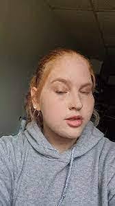 Ginger Connelly's Instagram, Twitter & Facebook