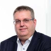 Daniel Martensen's Instagram, Twitter & Facebook