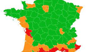 Vous y voyez aussi les départements à l'interieur des régions (nom et n° de département), ainsi que signalé par un point rouge au niveau de chaque région, la capitale de région, mais aussi le chef lieu du. Carte Covid 19 Ces Departements Desormais Au Dessus Du Seuil D Alerte L Express