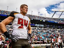 Las vegas raiders defensive end carl nassib celebrates at the end of the game against the los angeles chargers at sofi stadium in inglewood, california, u.s. Utghed9knnb3em