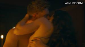 AMY JAMES-KELLY Nude - AZnude HD phone wallpaper