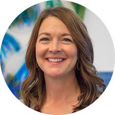 Laura Doughty's Instagram, Twitter & Facebook