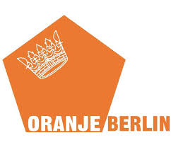 The goal of oranje is to create an interactive experience of art . Oranje Berlin