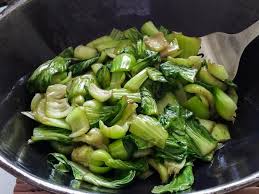 Tulisan ini dibuat untuk memenuhi tugas mata kuliah bahasa. 3 Resep Tumis Sayuran Yang Segar Dan Sedap
