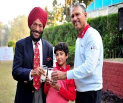 Milkha family wishes happy,healthy new year 2021 to jawans , kissans , sportspersons. Flying Sikh Milkha Singh Corona Positive His Son Jeev Said My Father Fighter Will Also Beat Corona