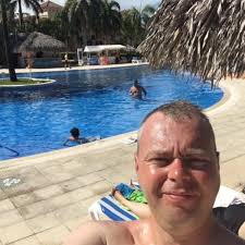 Love-struck man HAS found the woman he fancied