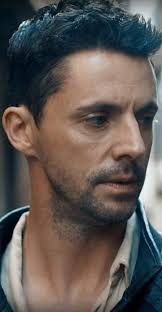 A very Goode and Happy New Year to everyone.🥂🍾