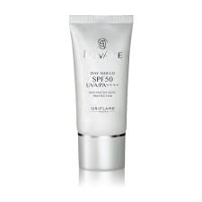 Selain itu, kulit wajah juga akan supaya kamu mendapatkan hasil optimal, gunakanlah produk lain dari oriflame optimals even out series, yaitu Cari Skincare Terbaik Untuk Wajah Cek 10 Produk Oriflame Terbaik Untuk Skincare Rutinmu 2020