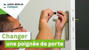 Comment Changer Une Poignee De Porte Leroy Merlin Youtube Un remplacement à la portée de tous, mais il faut.