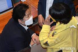 김정필은 함경북도 청진법원에서 사형선고를 받은 뒤 항소해 서울 경성법원에서 재판을 받게 됐는데 그를 소개하면서 '독살 미인'이라는. Evjo3ruvrkefum