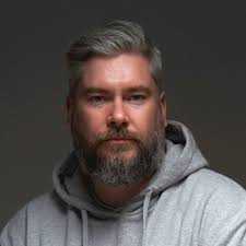 Cora Rusk's Instagram, Twitter & Facebook