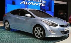 The table below shows all 2022 hyundai elantra specs by style, including mpg (fuel economy), transmission details, and interior and exterior dimensions. 2011 Hyundai Elantra Gets 29 40 Mpg Epa Ratings