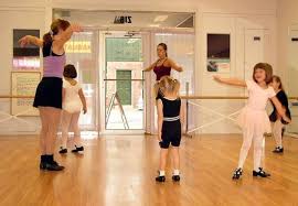 Helpful Ideas For Teaching Young Children Tap Dance Teach Dance Ballet Lessons Dance Instruction