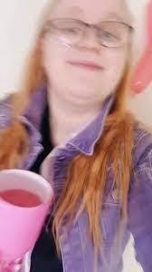 Becca Lyon's Instagram, Twitter & Facebook