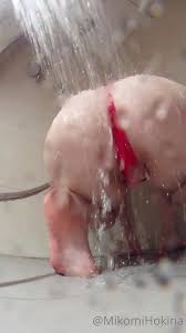 MOMO SHOWER - Thothub