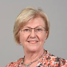 Lenore DE LA PERRELLE