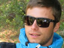 Witnesses tell of parapenter's fall