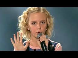 Lights By Ellie Goulding Leeloo Love Cover The Voice Kids Final Show Ellie Goulding Love Cover The Voice