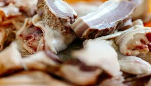 Tak terbayang kan berapa habis gas untuk kompor yang harus dipakai. Cara Masak Daging Agar Empuk Tanpa Presto