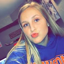 Alyssa Durden🎈 (@Lyss_JewellAnn)