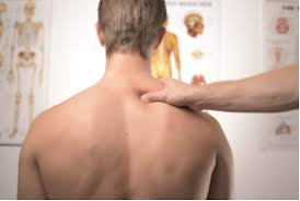 Various authors (mooney & robertson 1976, bogduk 1997) have shown that facet joint pain referral patterns occur predominantly in the buttock and thigh. Cervical Facet Strain Wry Neck Locked Syndrome Therapia