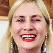 Elaine Springer's Instagram, Twitter & Facebook