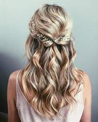 There are several styles, as you are about to see. 41 Perfect Wedding Hairstyles For Medium Hair Wedding Forward