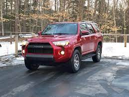I'm trying to remove my 2005 4runner hood scoop front plate due to a needed paint job but stopped loosening the 5 bolts when the surface of the hood started to make creaking sounds like it was unbending or warping. My New To Me 4runner Was Looking At Sr5p S But Caved And Had To Get The Hood Scoop 15 Trail W Kdss 4runner