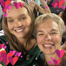 What is the menu at Lincoln Park?