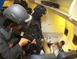Vectorism 21 aug 2018 at 7 49 am cek emel. Royal Malaysians Police Utk Unit Tindakan Khas B 737 800 Anti Hijacking Exercise 21 November 2019 Link In Comments 1920x1490 Policeporn