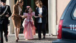 Terza e ultima puntata di l'amore strappato in onda domenica 14 aprile 2019 su canale 5: L Amore Strappato Trama Cast E Tutte Le Curiosita Isa E Chia