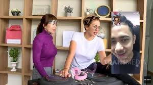 Check spelling or type a new query. Celana Dalam Bekas Nikita Mirzani Dijual Rp 200 Juta Bobby Si Pembeli Cd Dinar Candy Ayo Atuh Banjarmasin Post