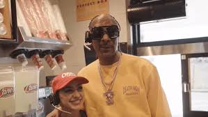 Snoop Dogg at Raising Cane