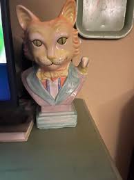 Collecting Vintage Planters and Cute Figurines